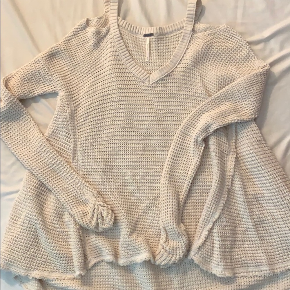 Free People cream sweater - like new!